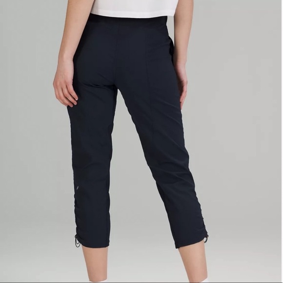 Lululemon  New Dance Studio Crop 25”   4 - Picture 2 of 9